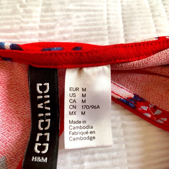 Red floral crop top - Picture 4 of 4